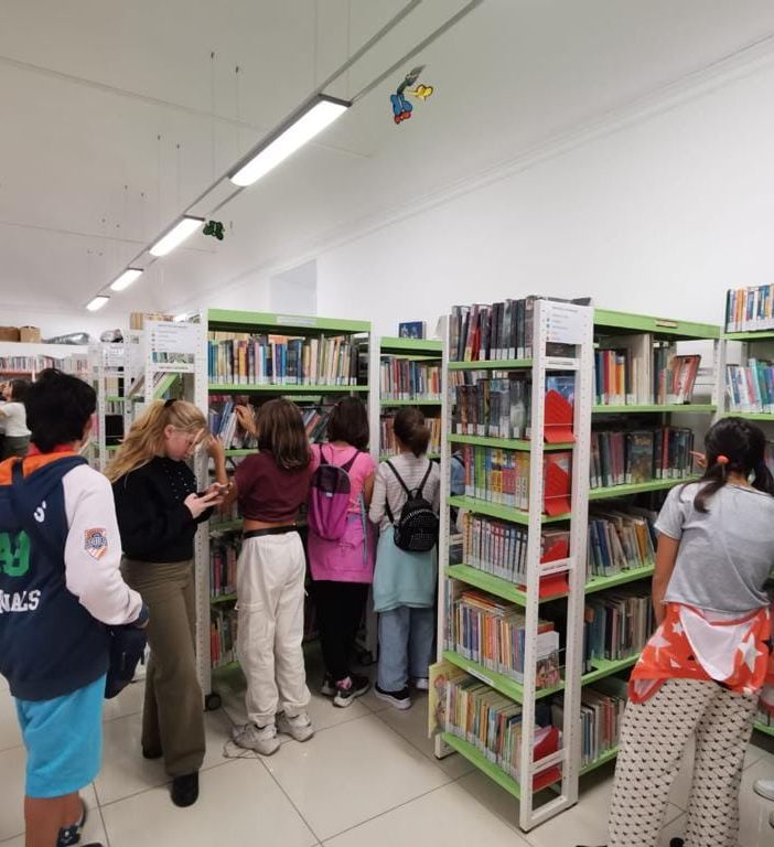 L'arte imperfetta di educare: convegno ad Asti su genitori, nonni e digitale