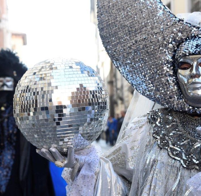 Il Carnevale Astigiano torna in città: tradizione, divertimento e comunità si incontrano dopo cinque anni