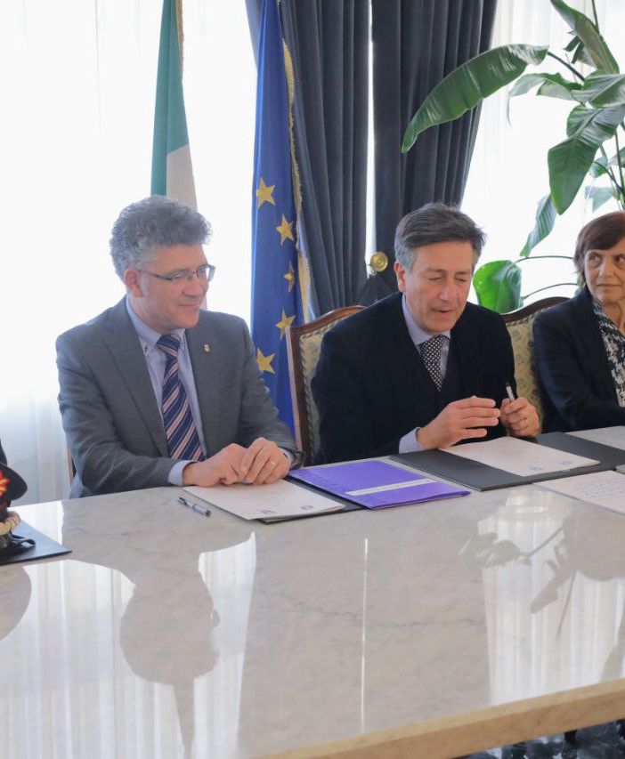 Le immagini della firma a cura di MerfePhoto