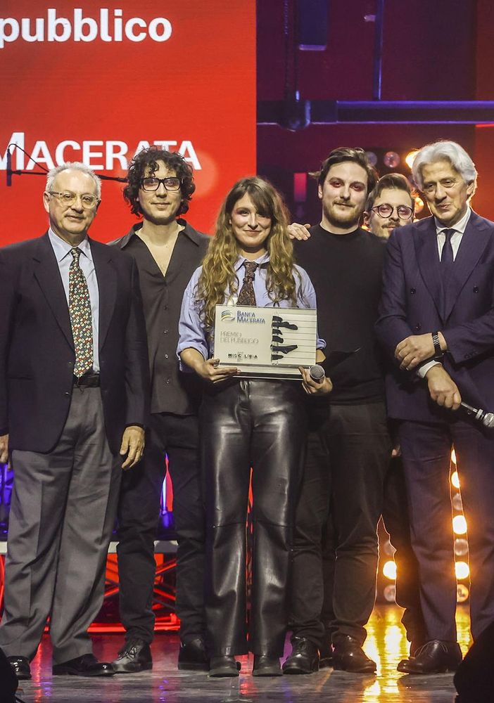Premio ai Nakhash