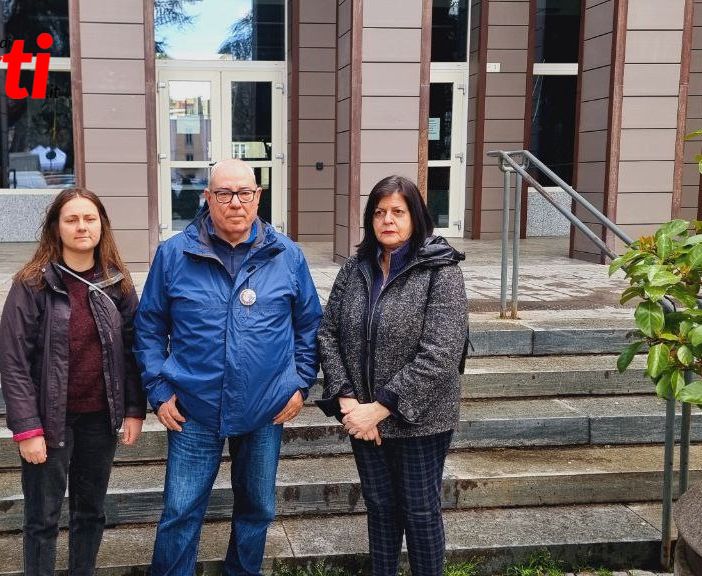 Il direttivo di Sequs annuncia lo sciopero della fame per i platani (Foto J.Dem. A.)