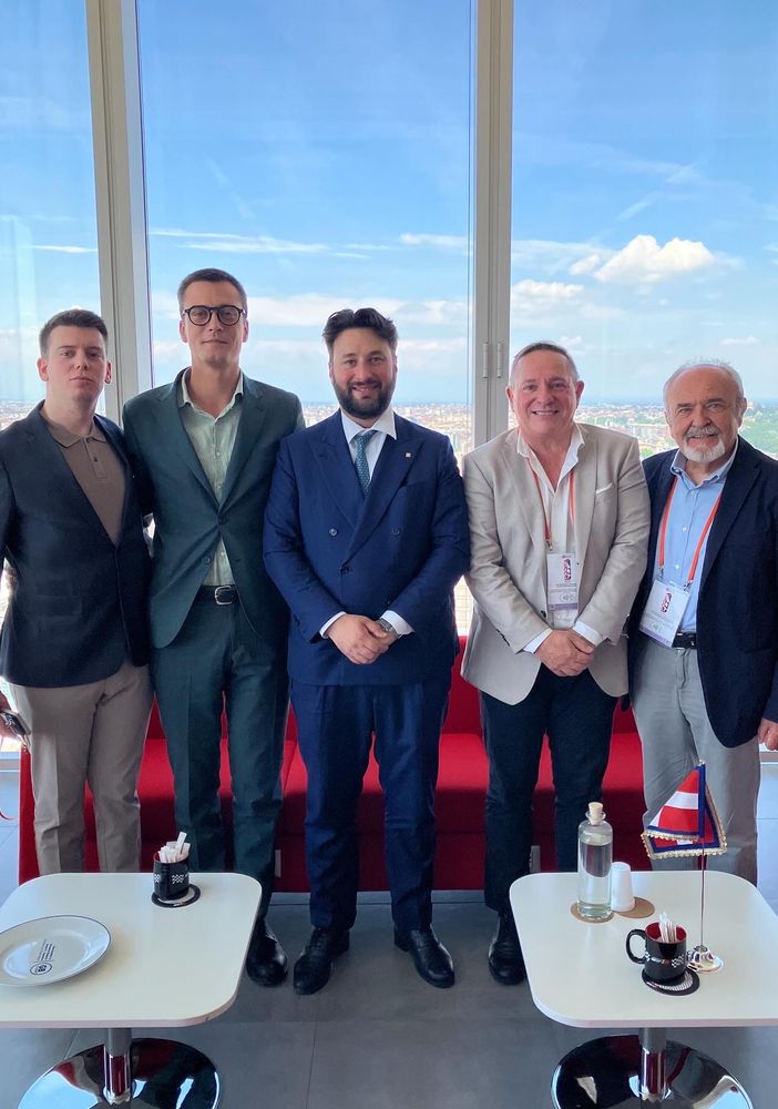 In foto, da sinistra, Fabio Condemi, Andrea Giroldo, Federico Riboldi, Marco Boido e Giuseppe Perotti.