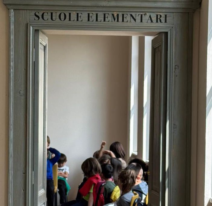 Le immagini della riapertura della scuola