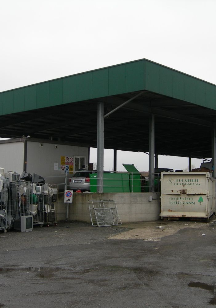 L'ecocentro di via Ceca