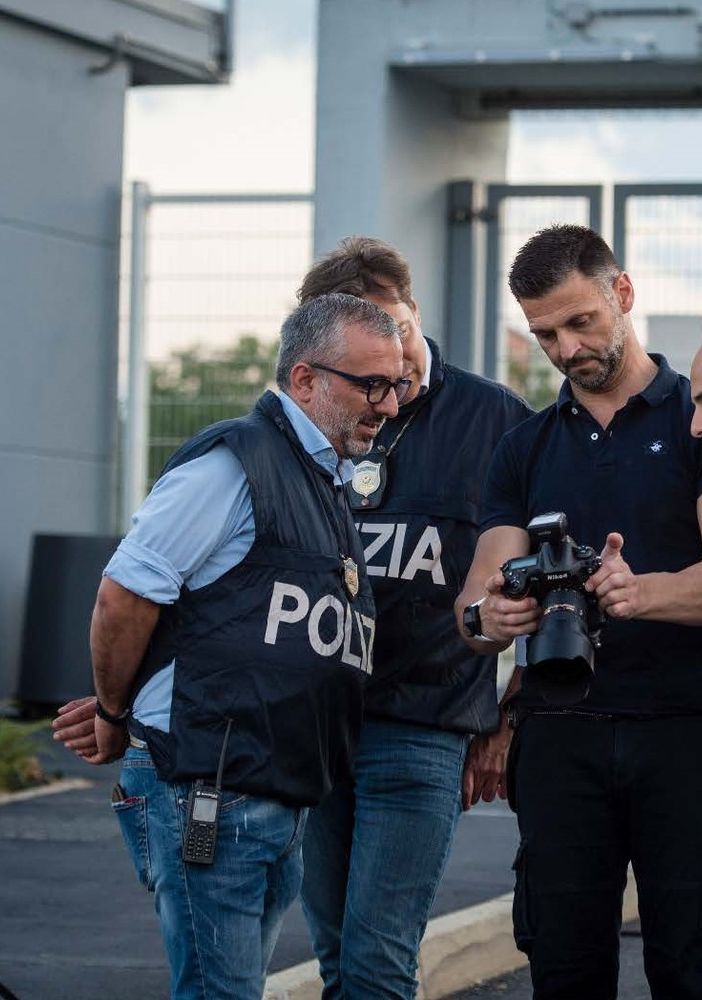 Il calendario 2023 della polizia aiuta ancora una volta Unicef