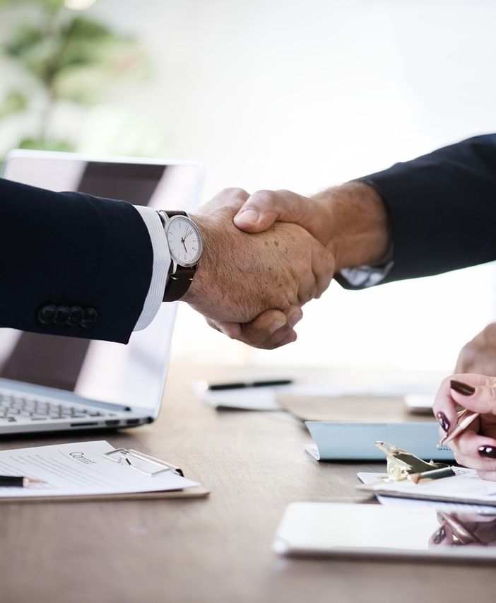 Azienda di “Servizi Informatici” ricerca figura commerciale per ampliamento organico
