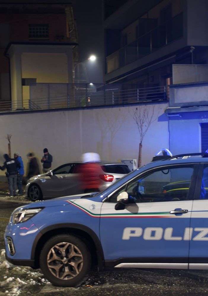 Controlli ad alto impatto delle forze dell'ordine: controllati 10 esercizi pubblici e 2 sale giochi