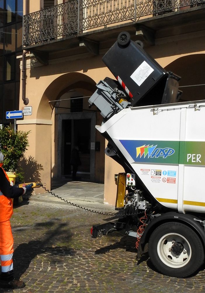 Raccolta rifiuti, trasporti e sportelli Asp, le variazioni nel periodo natalizio