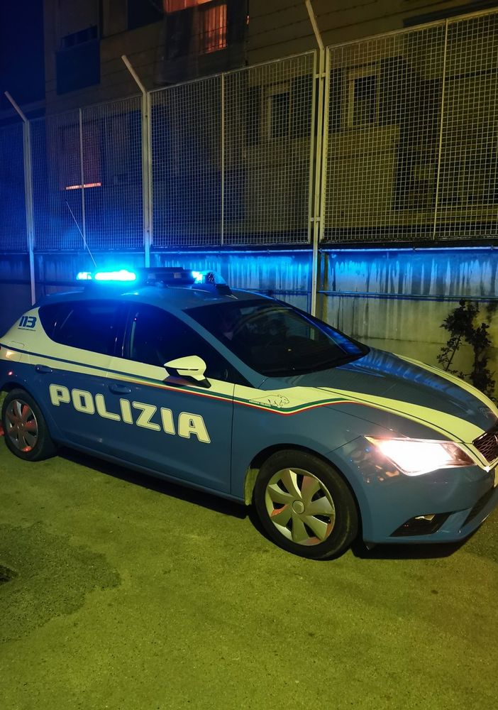 Albanese arrestato dalla Polizia: era latitante condannato a 3 anni e 6 mesi per spaccio e contrabbando