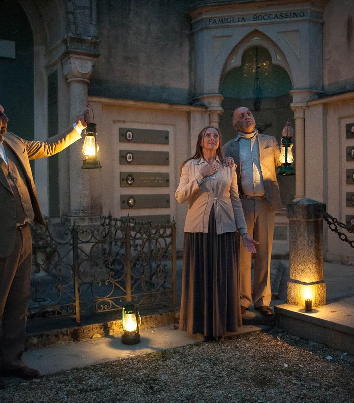 Venerdì al cimitero di Cerro Tanaro torna &quot;Dormono…sulle colline&quot;, nell'ambito della rassegna “Cunté Munfrà - dal Monferrato al mondo&quot;
