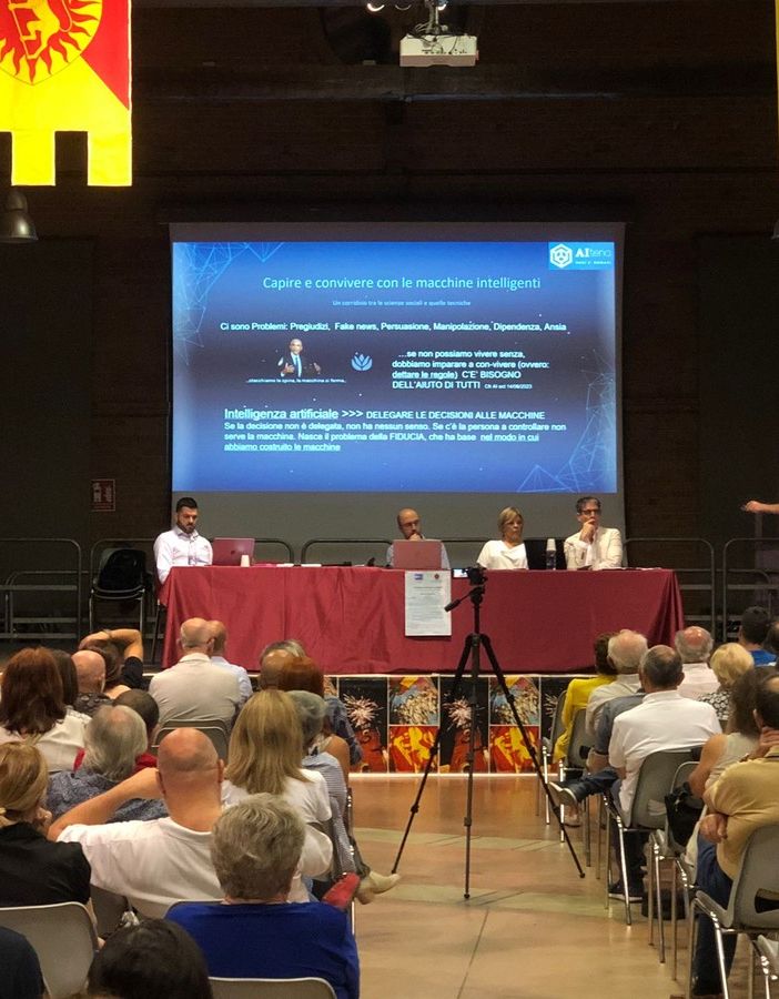 Nizza Monferrato al centro dell'intelligenza artificiale co un convegno al Foro Boario