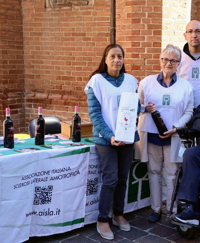 Il banchetto in piazza San Secondo