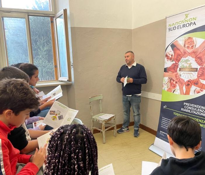 Campagna di prevenzione contro le droghe e alcol: avviati per l’anno 2022/23 gli incontri del centro Narconon Piemonte