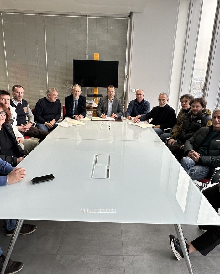 Siglato in Regione l'accordo per il nuovo contratto integrativo dei forestali