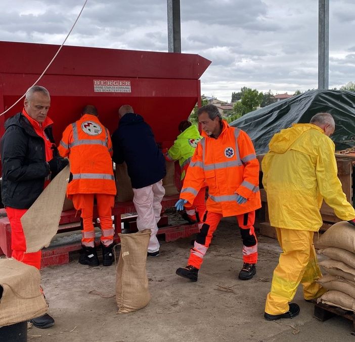 La Protezione Civile di Canelli organizza una raccolta di beni di prima necessità per le popolazioni vittima dell'alluvione in Emilia Romagna