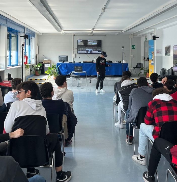 Speciale lezione per gli studenti dell'Artom, ospiti di E-Distribuzione