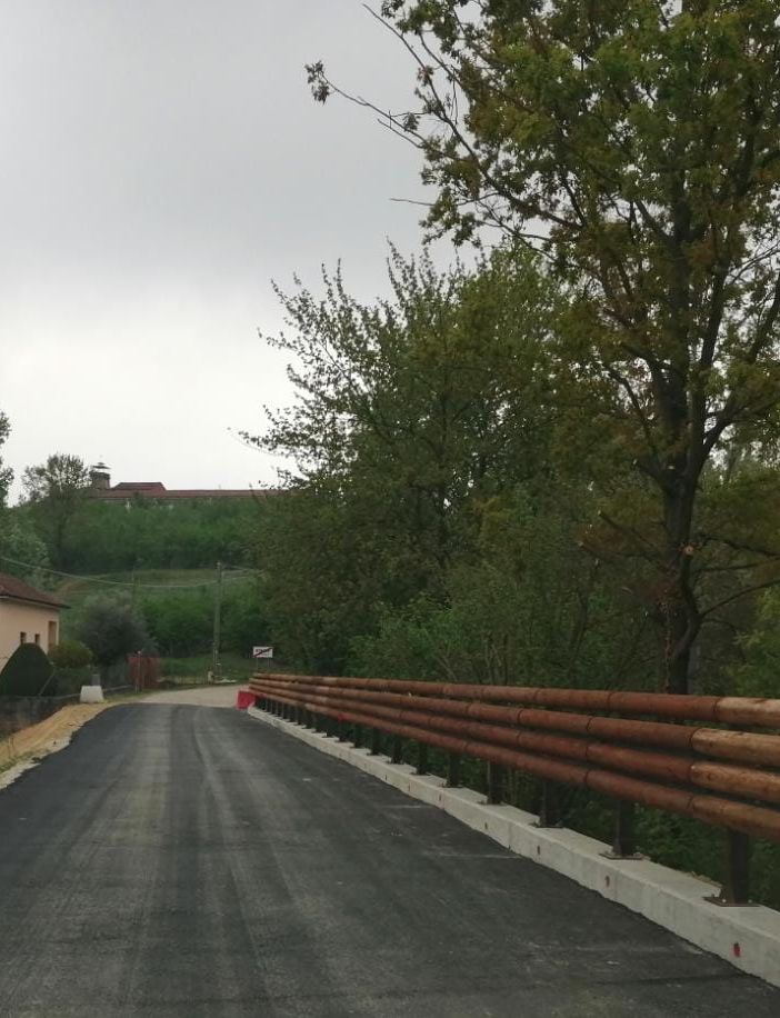 Mombercelli: in atto un corposo intervento di asfaltatura e consolidamento stradale