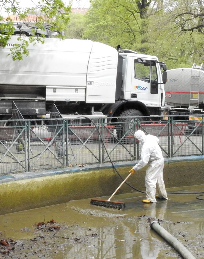 Ad Asti torna attiva la fontana del parco della Resistenza per fornire acqua al laghetto