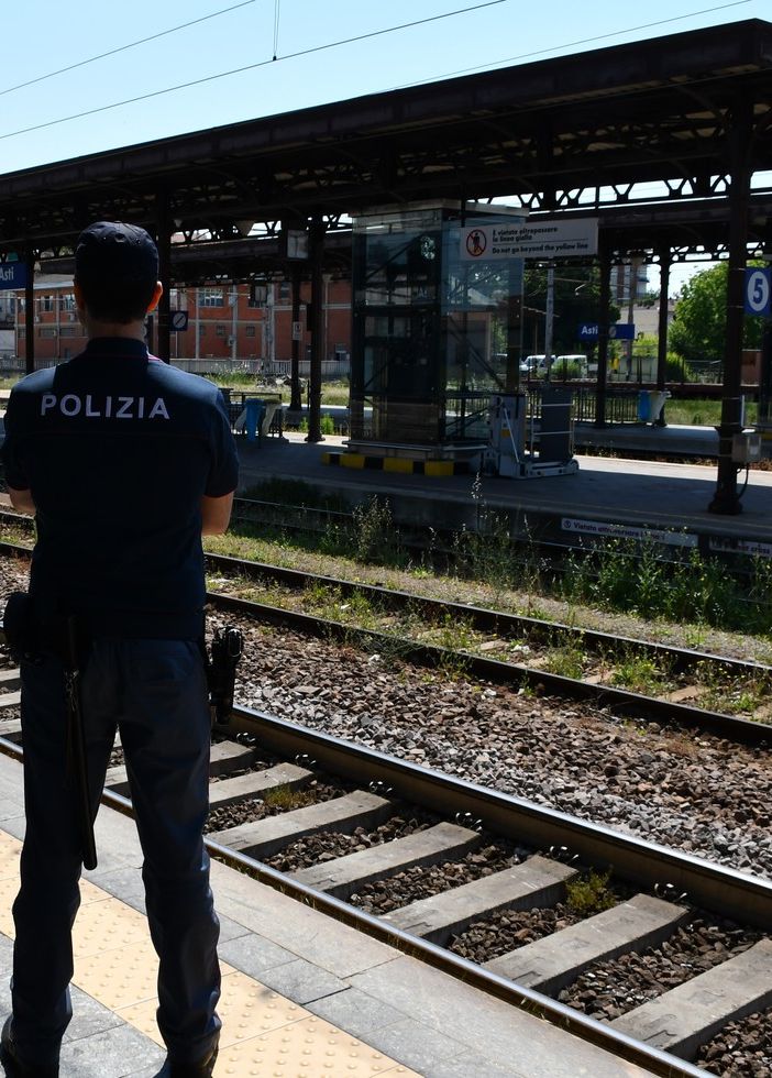 Asti: rintracciato sul treno nigeriano 24enne con un ordine di carcerazione per reato di evasione