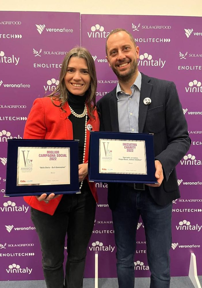 Polina Bosca e Nicolò Omento, responsabile Marketing dell'azienda canellese