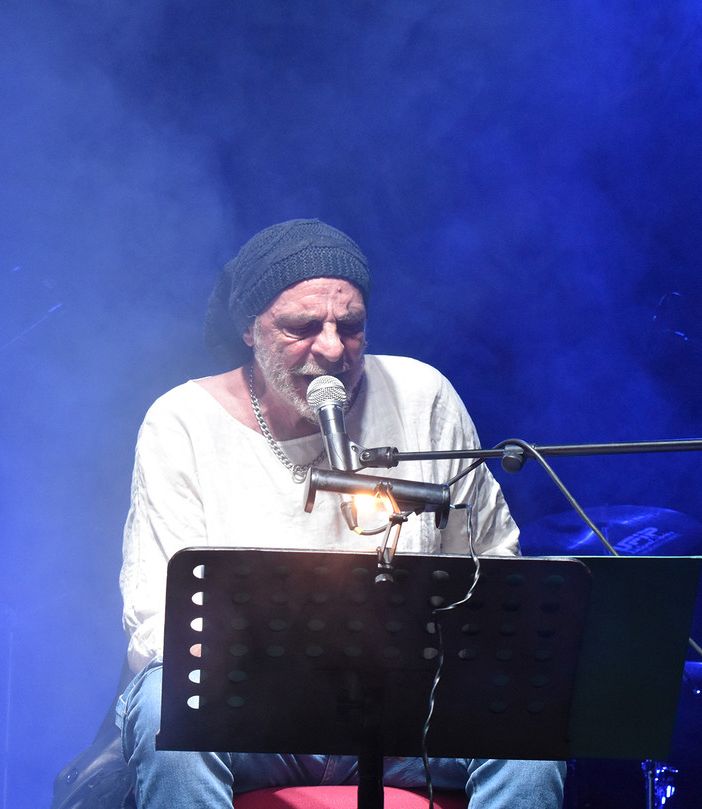 Aldo Ascolese rilegge la &quot;Buona Novella&quot; di De André  al Foro Boario di Nizza [FOTO]