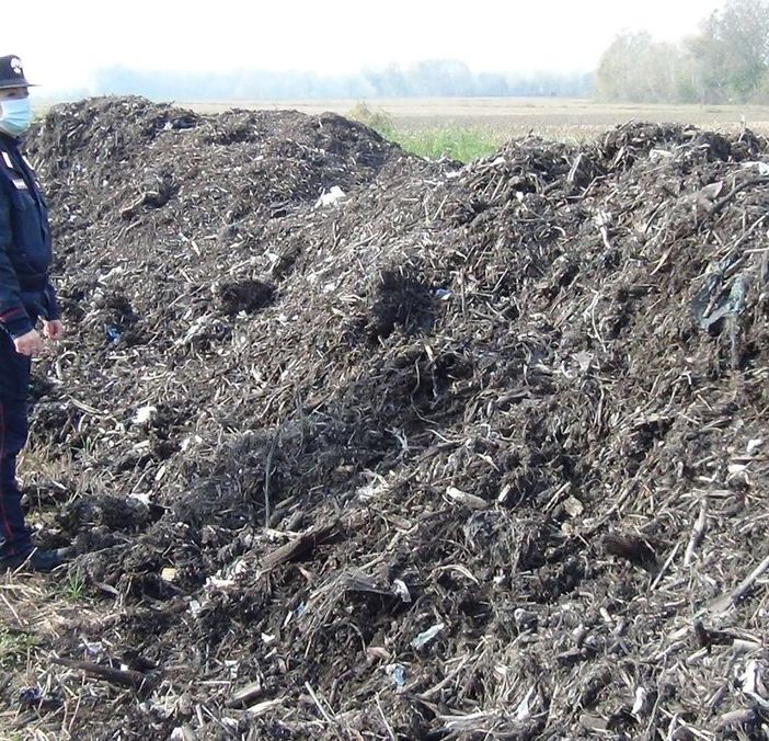 Operazione Fertil Plastic: interdizione alle attività per lo stabilimento e avvio procedure di verifica per bonifica dei terreni