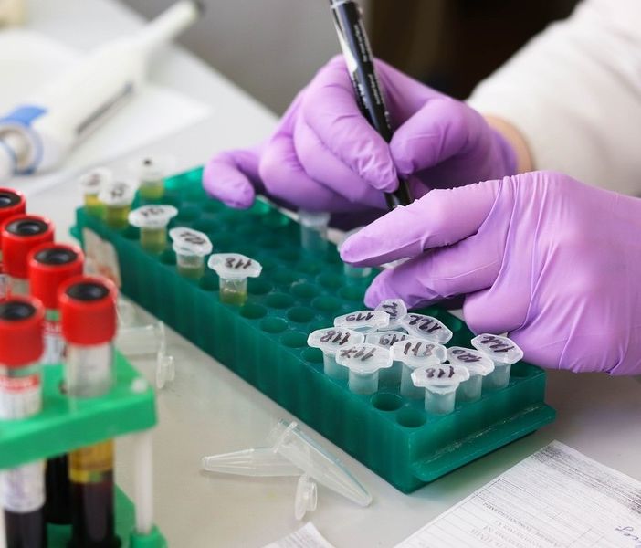 Il Piemonte si conferma in zona bianca ed è una delle tre regioni che eseguono più tamponi