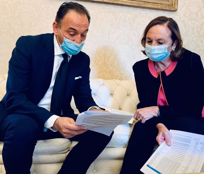 Il presidente Cirio con la ministra dell'Interno Luciana Lamorgese