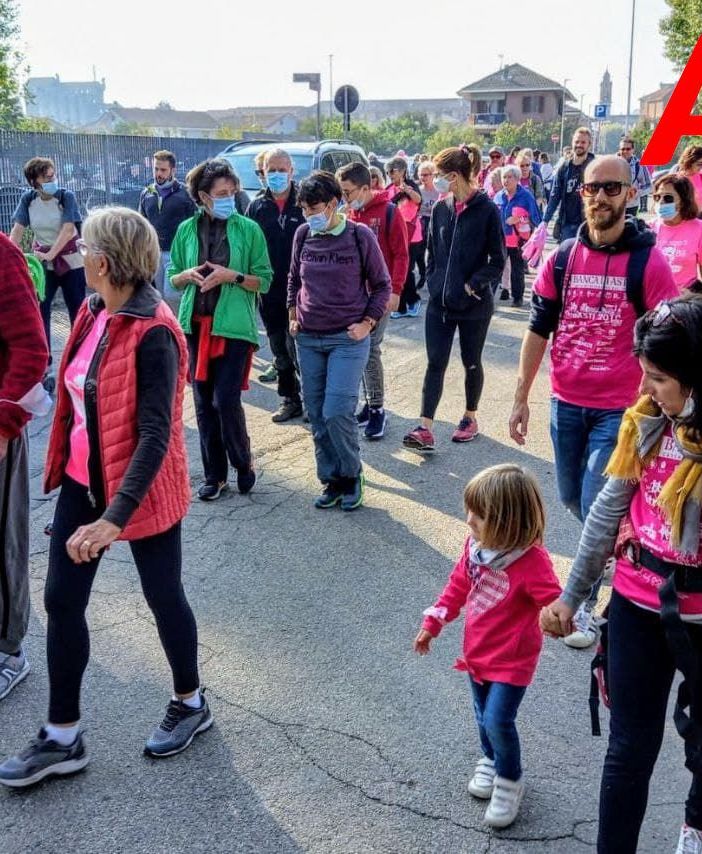 Un immagine relativa una precedente edizione della Camminata in rosa