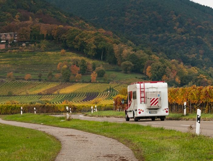 Ecoturismo e Donne del Vino: soste in camper con vista vigna