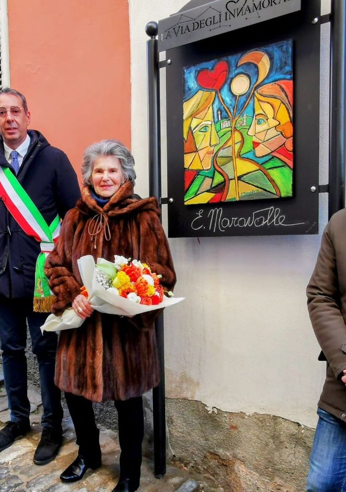 Canelli: la “Via degli Innamorati” ora ospita anche un’opera di Enrica Maravalle