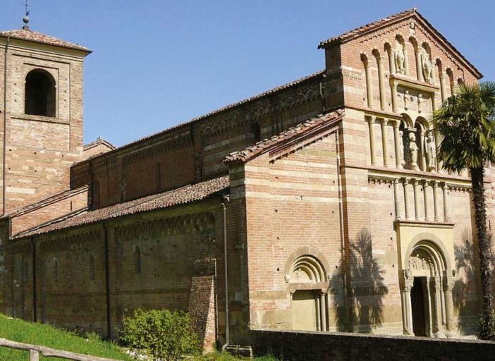 La canonica di Santa Maria di Vezzolano