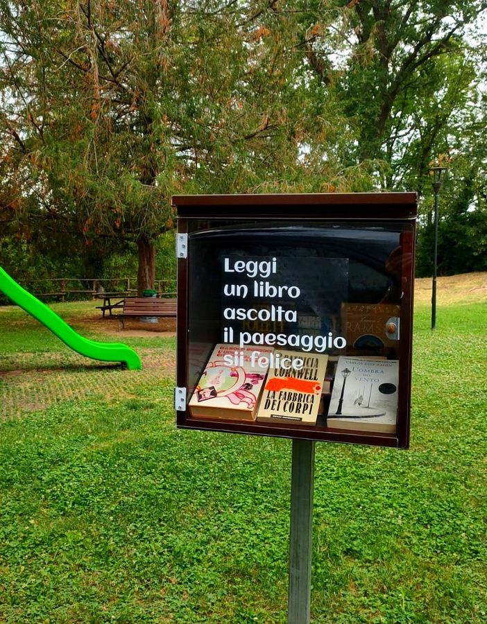 Costigliole d'Asti promuove la lettura installando sei casette dei libri