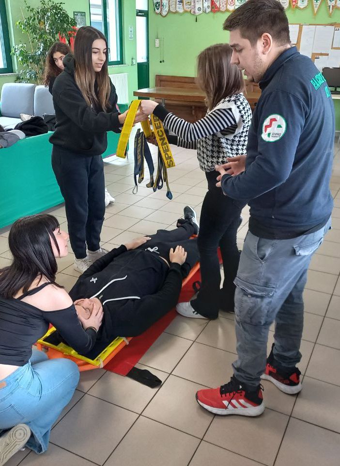 Lezioni in Croce Verde per le quarte e quinte del Castigliano