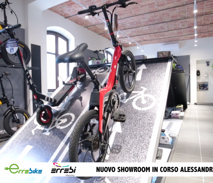 Errebi, porte aperte alla nuova concessionaria Errebike: biciclette e monopattini elettrici (VIDEO)