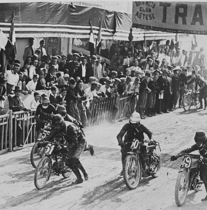 La storia del Circuito Motociclistico del Monferrato, celebra i suoi 100 anni alla Biblioteca di Asti