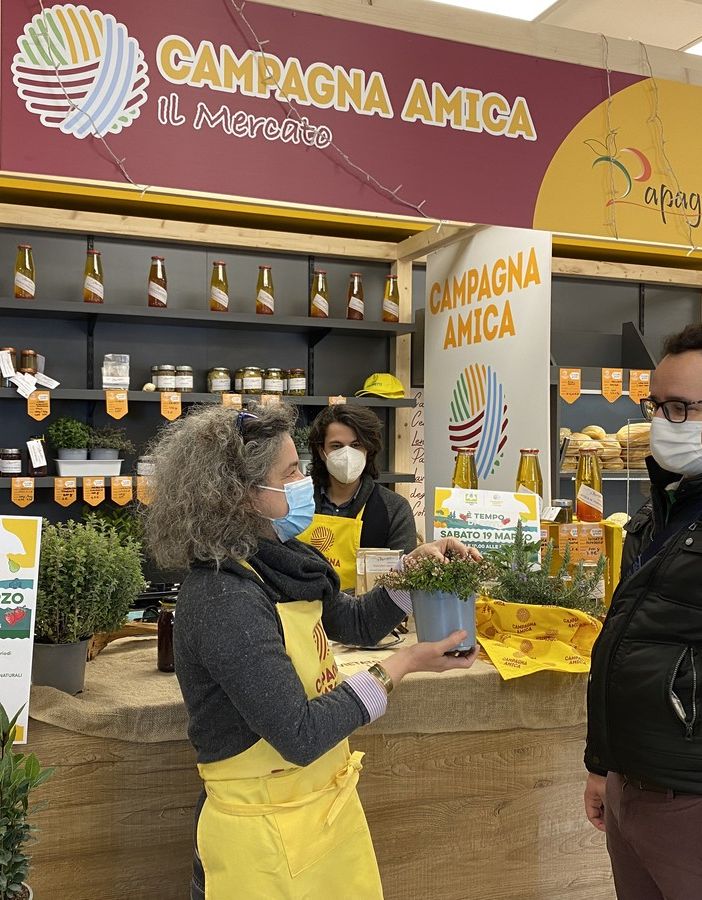 Festa di primavera al Mercato Contadino di Campagna Amica di Asti