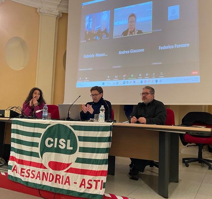 Mario Ciano (al centro) affiancato da Cristina Vignolo e Stefano Calella