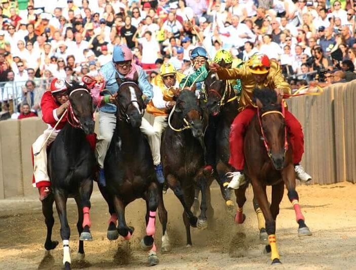 Palio di Asti e maltrattamento animali: assolti anche in Appello gli imputati