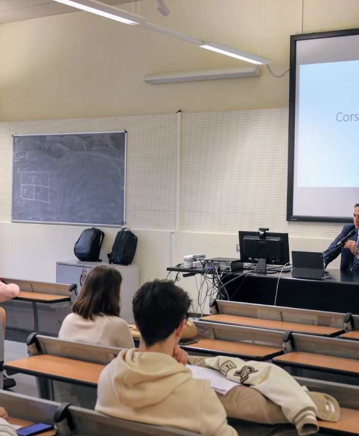 Iniziato questa mattina al Polo universitario Uni Astiss, il corso “Politica e istituzioni”