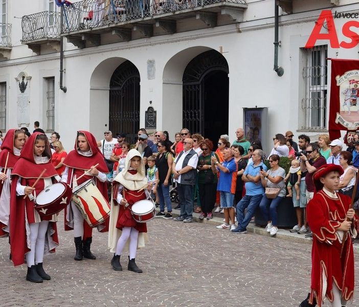 Un'immagine (ph. Merfephoto - Efrem Zanchettin) dell'edizione 2022 del Corteo storico dei bambini