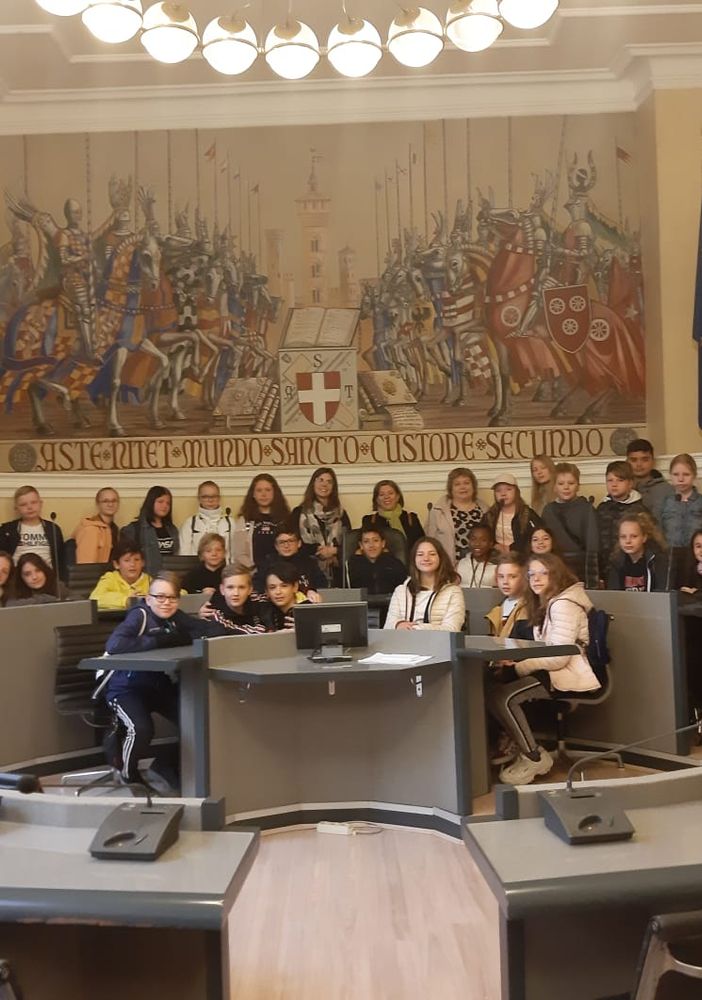 La visita alla Sala Consiliare del Municipio