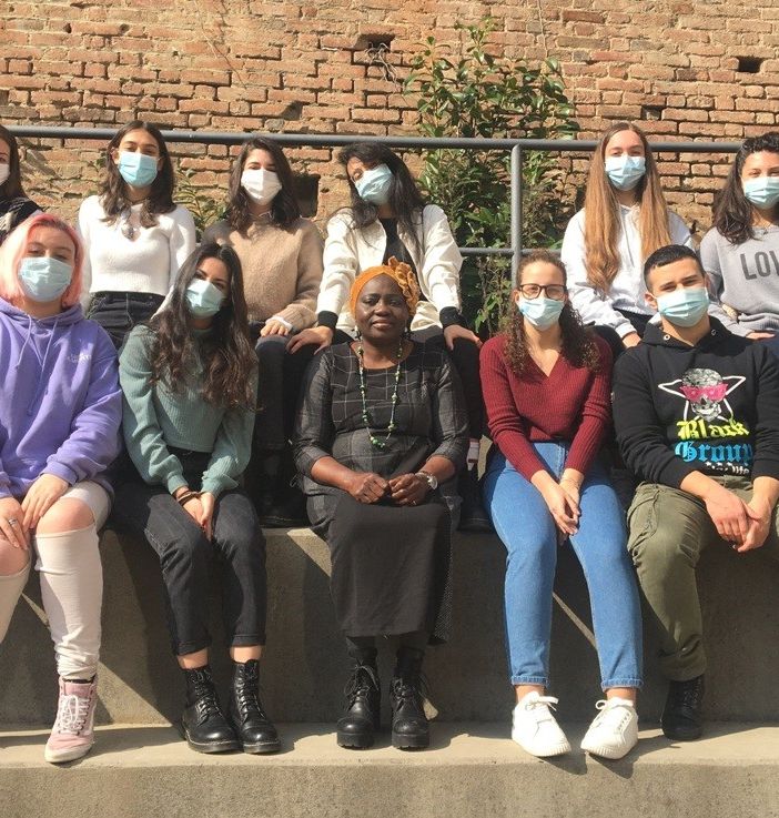 Al Monti di Asti, Fatima, vittima di tratta, si racconta agli studenti con Sos donna