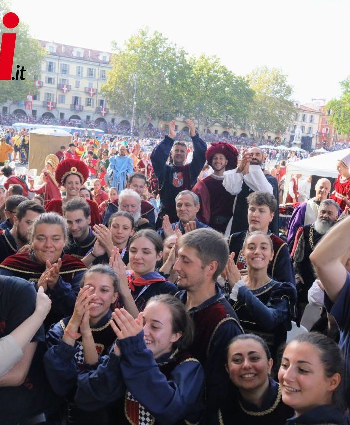 La gioia della commissione artistica di San Damiano per la vittoria (ph. Merfephoto - Efrem Zanchettin)