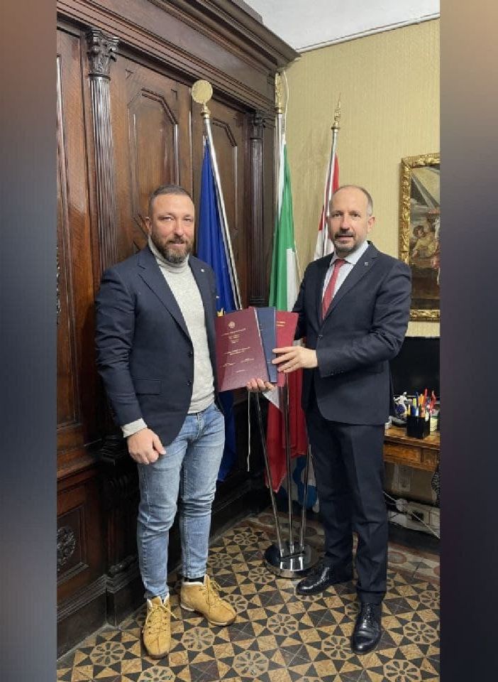 Il consigliere Filippone con il sindaco Maurizio Rasero