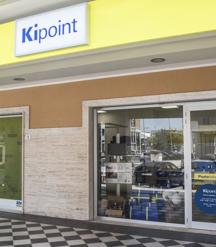 Il Lions Club Asti Alfieri tende la mano all'associazione Con Te OdV, regalando tappi di plastica