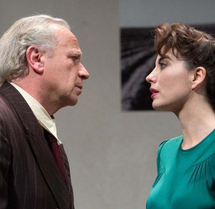 “Il piacere dell’onesta”in scena martedì 19 al teatro Alfieri