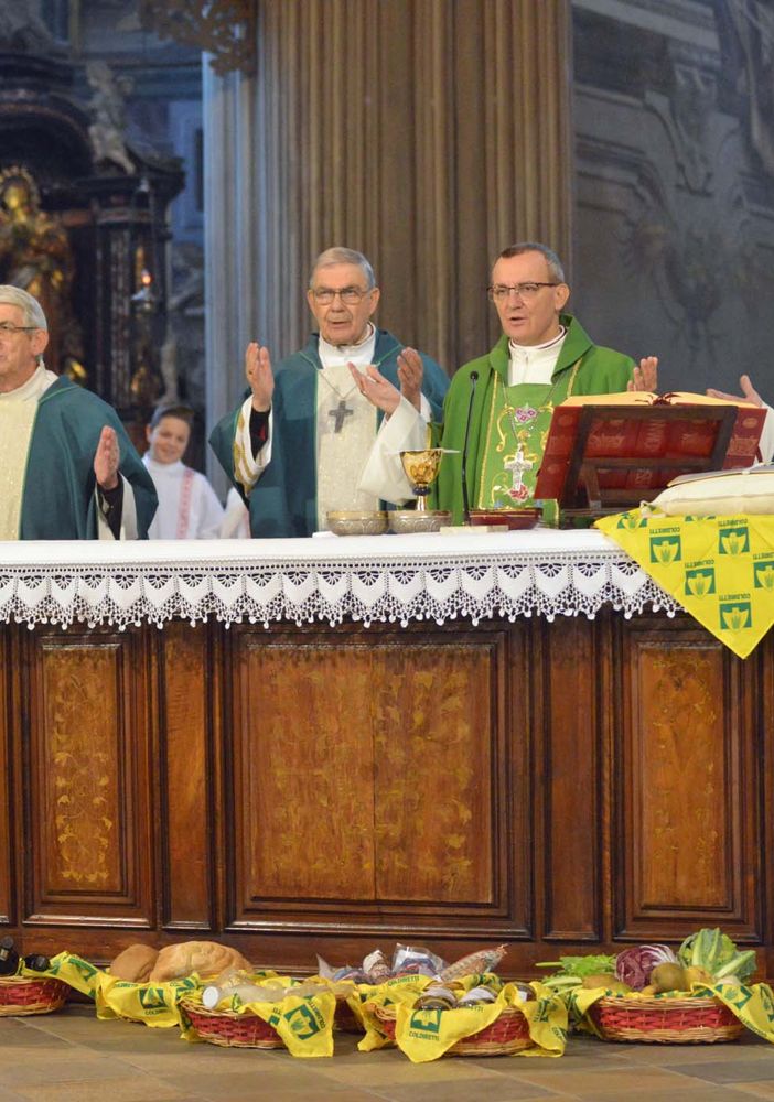 Un momento della celebrazione di ieri