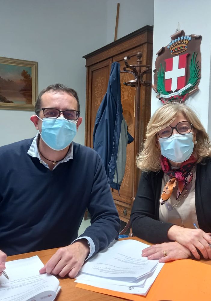 Firmato un accordo per la gestione delle discriminazioni in ambito lavorativo, tra la Consigliera provinciale di Parità e il Comune