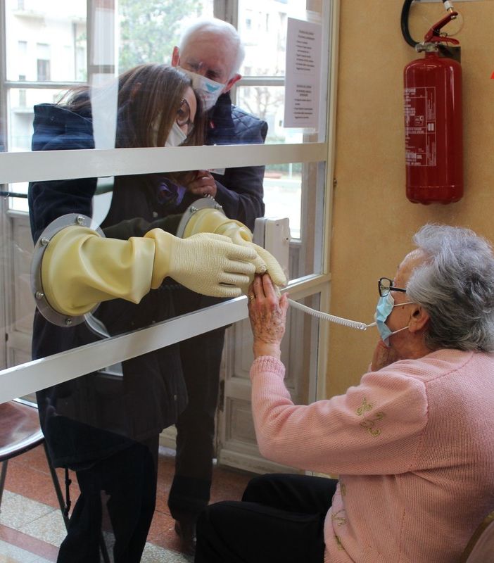 La Casa di riposo &quot;Città di Asti&quot; ha ufficialmente la sua Stanza degli abbracci (FOTOGALLERY)
